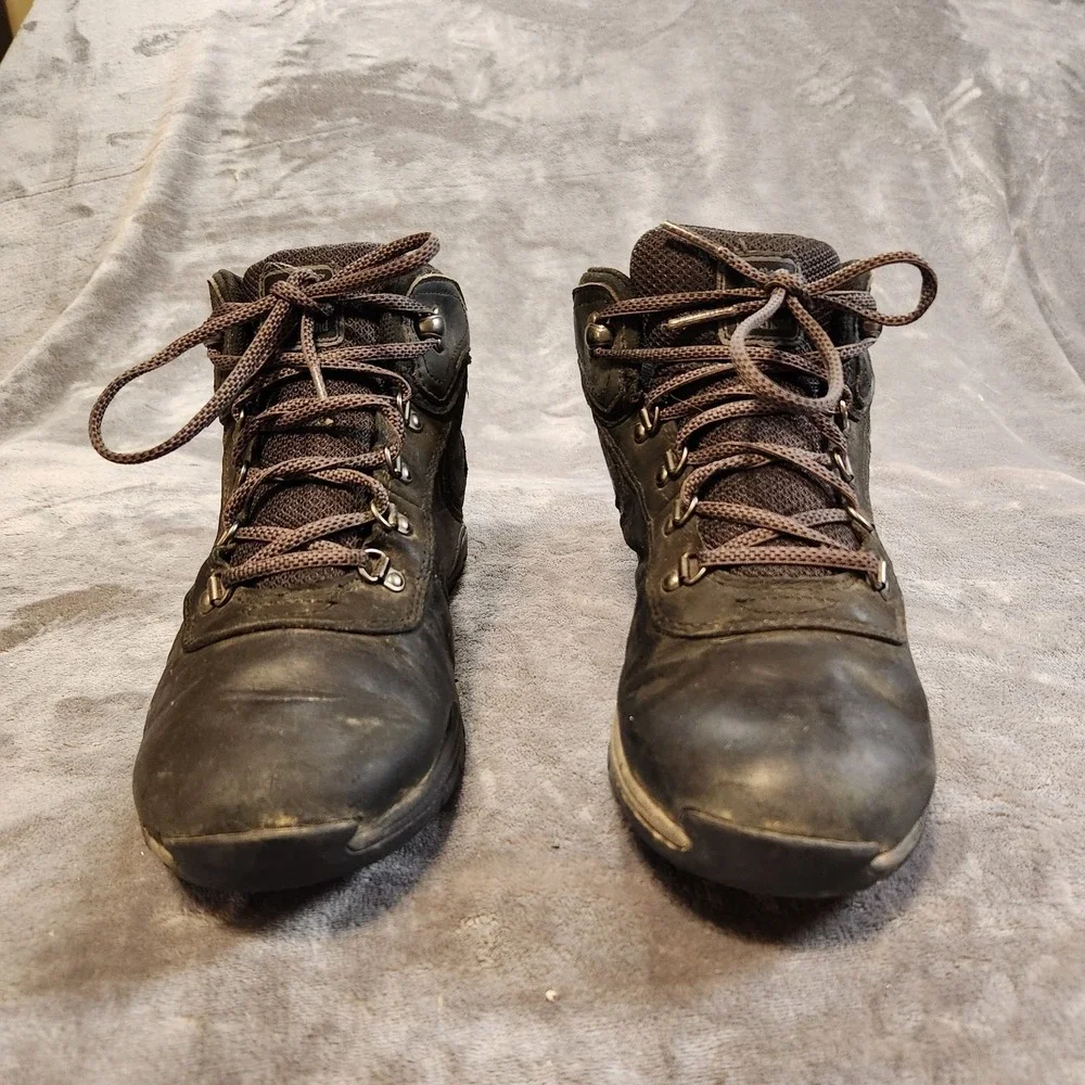 Timberland‎ Boots Womens 8.5 Black Mt. Maddsen Waterproof Mid Hiking Gorpcore